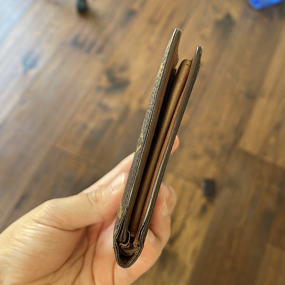 ❌sold❌ Louis Vuitton mens wallet l date code CA0976 - Picture 7 of 14